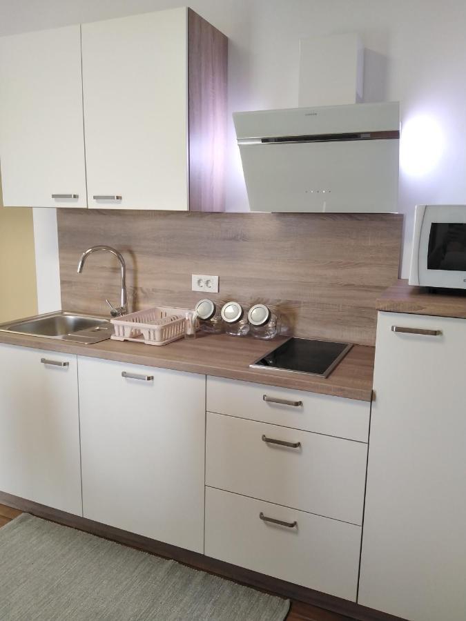 Apartments F&T Мощеницька Драга Екстер'єр фото